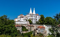 Il-Palazz Nazzjonali ta' Sintra, l-iżjed palazz irjali Medjevali ppreservat fil-Portugall, li bejn wieħed u ieħor kien abitat b'mod kontinwu mill-bidu tas-seklu 15 sal-aħħar tas-seklu 19.