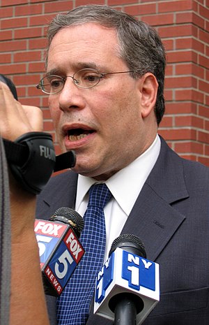 Manhattan Borough President Scott Stringer sup...