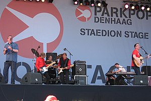 The Proclaimers saat tampil pada Juni 2008 di Parkpop Festival di Den Haag, Belanda