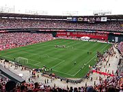 Interior do estádio em 2013.