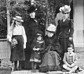 Victoria mit ihren Battenberg-Enkeln (1899)