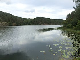 Вид с северо-западного берега