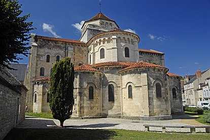 Romanska opatijska cerkev St. Etienne, Nevers, Francija