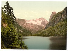 Jezioro Gosausee, w tle Hoher Dachstein i Torstein ponad lodowcem Gosaugletcher