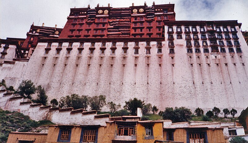 File:Looking up at the Potala.jpg