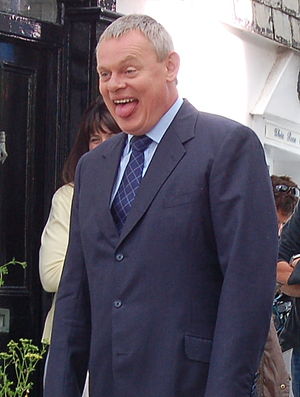 English: Martin Clunes filming Doc Martin in 2...