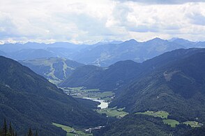 Blick von der Steinplatte ins Pillerseetal