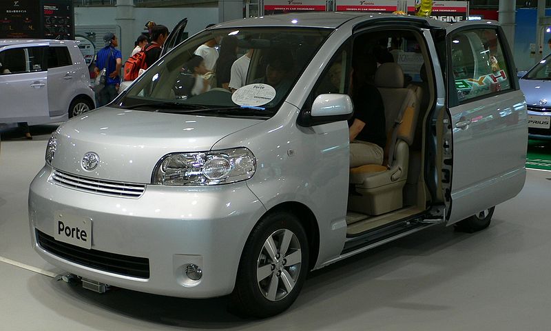 File:Toyota Porte 02.jpg