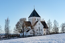 Ås kirke i april 2019