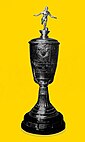 كأس البطولة الأول (من 1964 إلى 1977) والذي حصل عليه الإسماعيلي