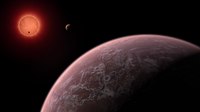 Файл: Впечатление художника о сверхкрутой карликовой звезде TRAPPIST-1 с близкого расстояния от одной из ее планет.ogv