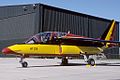 Un Alpha Jet d'une patrouille acrobatique belge, repeint aux couleurs nationales.