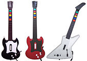 Kontrollerne som ble solgt sammen med forskjellige utgivelser (f.v. to Gibson SG-inspirerte for Guitar Hero og Guitar Hero II (PlayStation 2), og en Gibson Explorer-inspirert for Guitar Hero II (Xbox 360) og Guitar Hero III: Legends of Rock (PC).