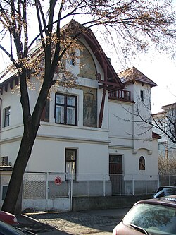 vila v ulici Slavíčkova