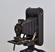 Nº1 Autographic Kodak Jr., modelu fabricáu ente 1914 y 1927.