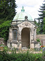 Grufthaus Franz Bauer auf dem Friedhof Radebeul-Ost