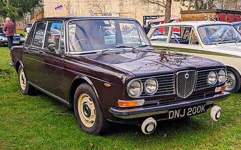 Lancia 2000 berlina fra 1972