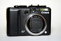 Front view of PowerShot G7