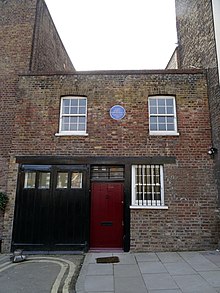 The London building where the conspirators were discovered which is today marked by a blue plaque Cato Street Conspiracy - 1a Cato Street Marylebone London W1H 5HG.jpg