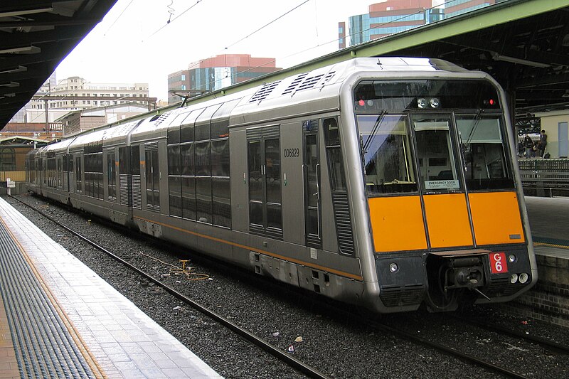 800px-Cityrail-Tangara-G6-ext.jpg
