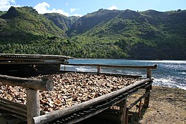 Séchoir à coprah, îles Marquises, Polynésie française.