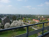 Uitzicht vanaf bovenste omloop, links Ritzema Boshuis, april 2009