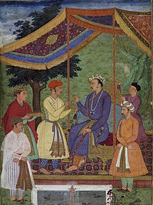 Император Джахангир принимает двух своих сыновей, альбом-картина гуашью на бумаге, c 1605-06.jpg