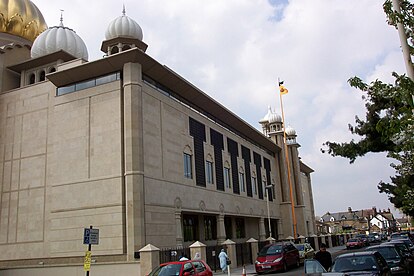 Gurdvara Sri Guru Singh Sabha, një tempull Sikh në Southall, Londër, Angli