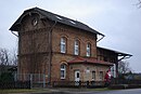 Kleinbahnhof Gallun Süd mit Empfangsgebäude und Güterboden