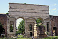 Porta Maggiore, extérieur avec le tombeau d'Eurysacès