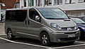 Renault Trafic II Faz II Passenger Black Edition Ön-Yan Görünüm