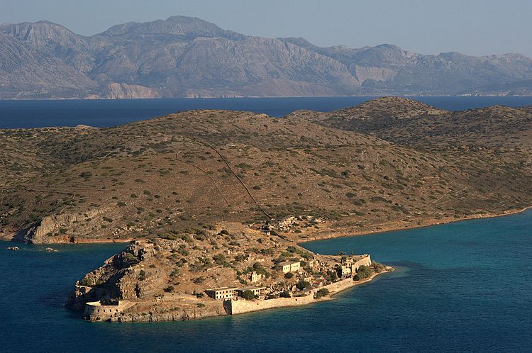 Остров Спиналонга, недалеко от деревни Элунда. Греция, Крит