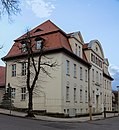 Königliches Amtsgericht mit Nebengebäude (Adolf-Bräutigam-Straße 4) und Einfriedung