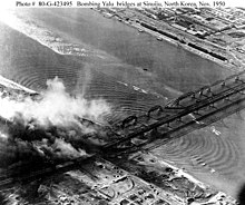 Bombing of Yalu River Bridges at Sinuiju - Dandong Nov.1950.jpg