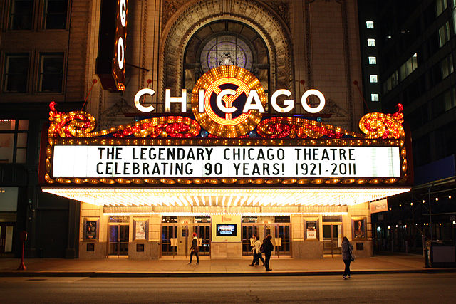 Chicago Theater, by Raymonst