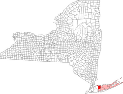 Location of Huntington in Suffolk County, New York