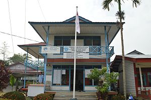 Kantor petinggi Kelumpang