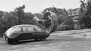 Con un motor de avión ruso (1942)