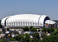 http://upload.wikimedia.org/wikipedia/commons/thumb/8/82/Stadion_Miejski_w_Poznaniu.jpg/200px-Stadion_Miejski_w_Poznaniu.jpg