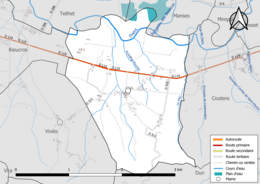 Carte en couleur présentant le réseau hydrographique de la commune