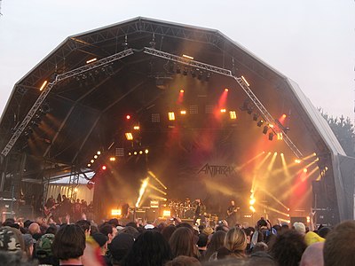 Nastup na festivalu u Francuskoj
