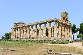 Le temple d'Athéna, dit « temple de Cérès ».