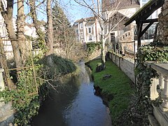 Bièvre entre la rue des deux ponts et la rue du Petit Bièvre.