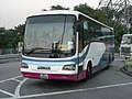 配中港CK2000車身的2003年五十鈴LT134P型旅遊巴