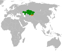Mappa che indica l'ubicazione di Kazakistan e Kirghizistan