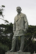 Monumento a Fausto Cardoso de Figueiredo, 1971, Estoril