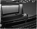 Scherm, podium en orgel bij de opening in 1957