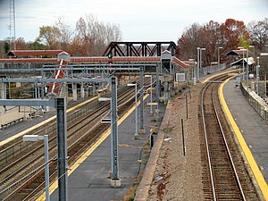 Readville station from Milton Street bridge, November 2015.JPG