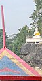 Statue de Bouddha sur son rocher, Wat Tham Phra, Ban Pa Ngio