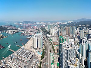 West Kowloon Highway near Cheung Sha Wan 2018.jpg